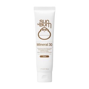Sun Bum Mineral SPF 30 Tinted Face Sunscreen – Matte Primer – Broad Spectrum Moisturizing Sunscreen with Vitamin E – Hawaii 104 Act Compliant (Without Octinoxate & Oxybenzone) – Travel Size 1.7 oz
